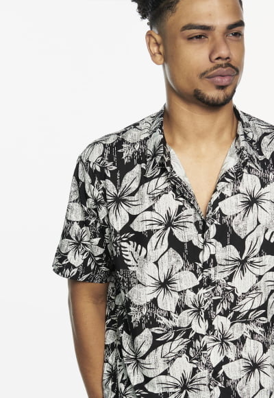 COMPRE 2 CAMISAS E GANHE UMA SHOULDER BAG DE BRINDE