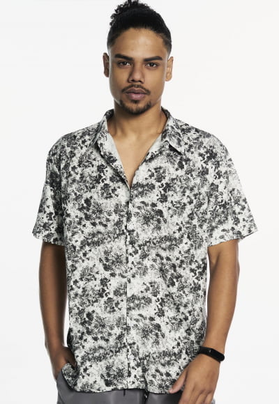 COMPRE 2 CAMISAS E GANHE UMA SHOULDER BAG DE BRINDE