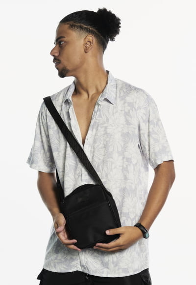 COMPRE 2 CAMISAS E GANHE UMA SHOULDER BAG DE BRINDE