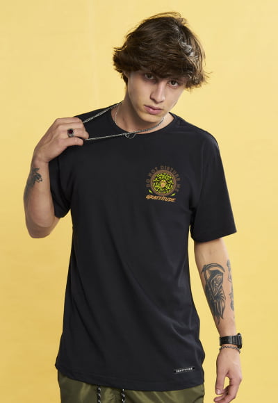 KIT 3 CAMISETAS COM 40% OFF