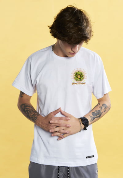 KIT 3 CAMISETAS COM 40% OFF