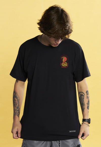 KIT 3 CAMISETAS COM 40% OFF